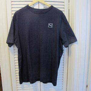 Black PUMA short sleeve T-shirt with embossed Logo (Men's XL)